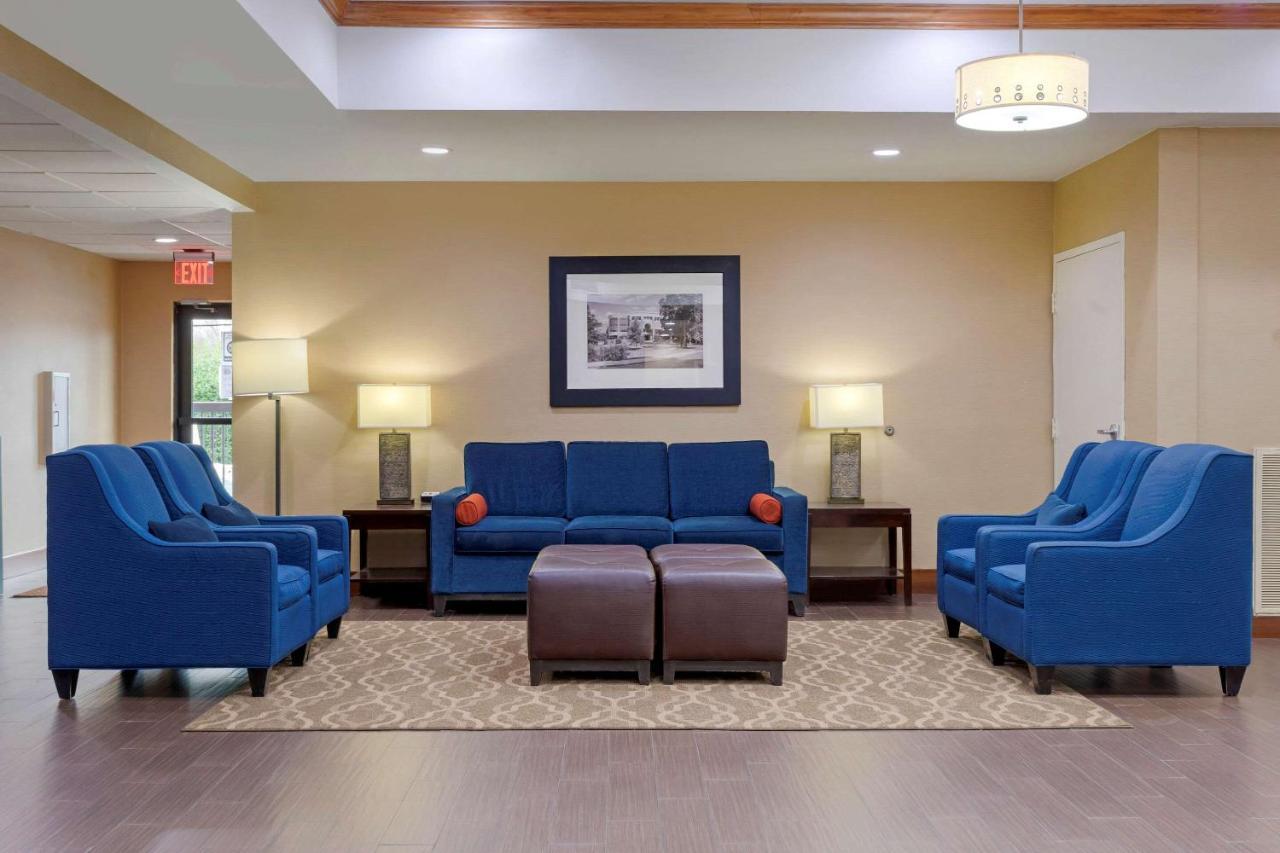 Comfort Suites Johnson City Near University Esterno foto